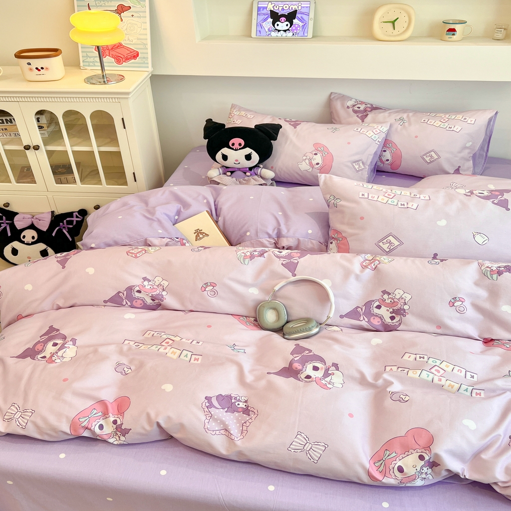 91家纺网 家纺一手货源 找家纺 孩子王家纺 2026新款卡通A类全棉纯棉正版授权小版三丽鸥系列四件套（含防伪码） 甜库伙伴