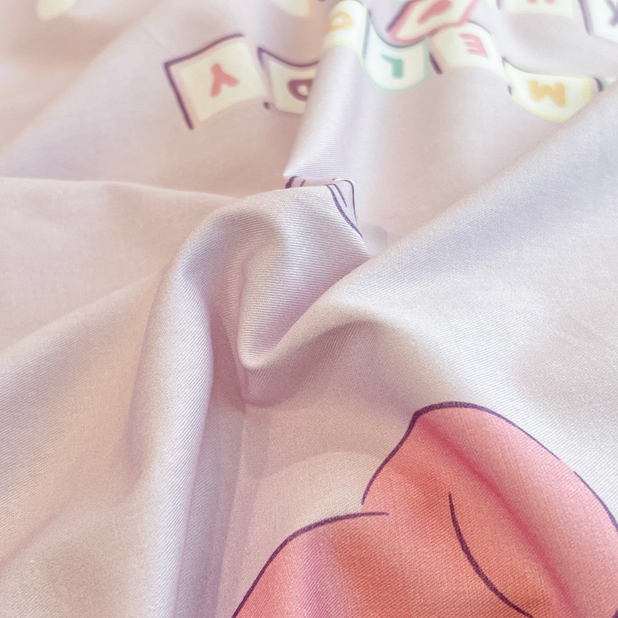 91家纺网 家纺一手货源 找家纺 孩子王家纺 2026新款卡通A类全棉纯棉正版授权小版三丽鸥系列四件套（含防伪码） 甜库伙伴