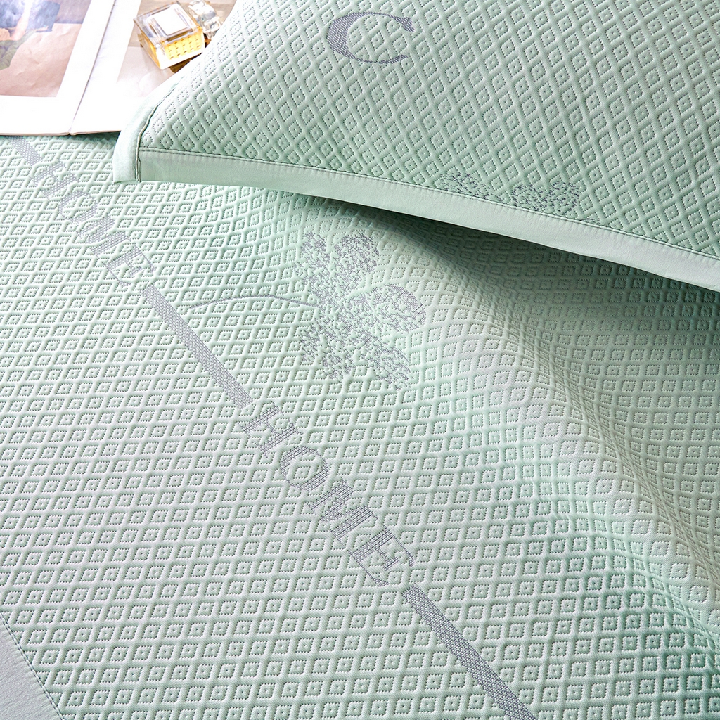 91家纺网 家纺一手货源 找家纺 梵克保罗 2026新款A类凉感豆豆席平铺款凉席席子-落叶 平铺款-落叶绿色