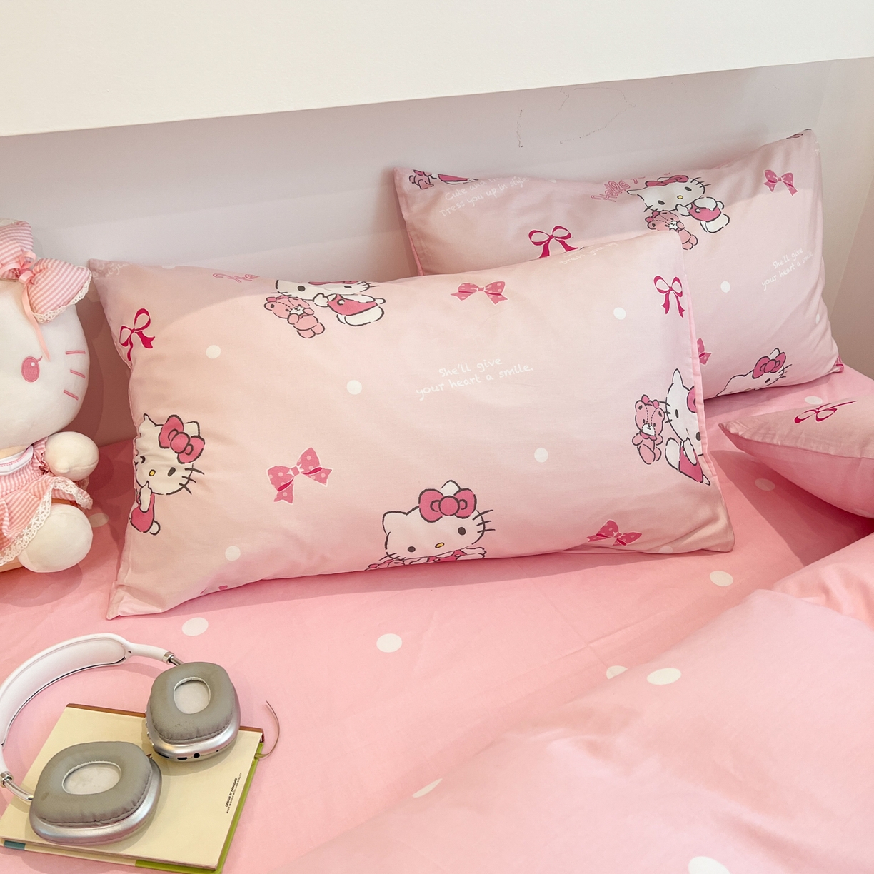 91家纺网 家纺一手货源 找家纺 孩子王家纺 2026新款卡通A类全棉纯棉正版授权小版三丽鸥系列四件套（含防伪码） 甜甜kt