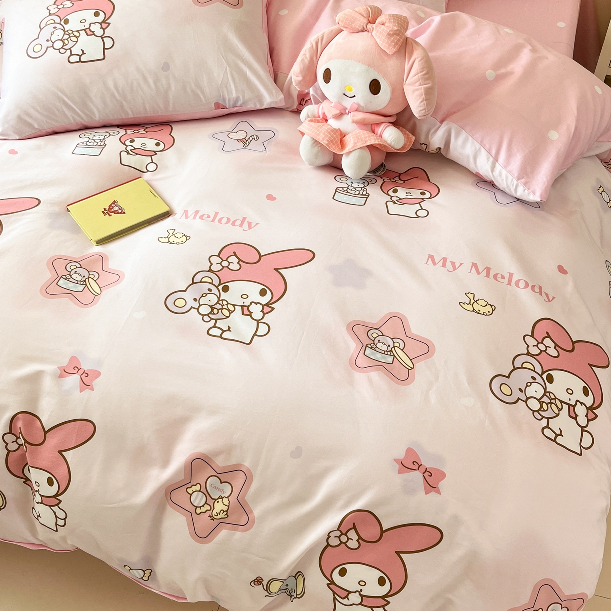 91家纺网 家纺一手货源 找家纺 孩子王家纺 2026新款卡通A类全棉纯棉正版授权小版三丽鸥系列四件套（含防伪码） 纯真美乐蒂