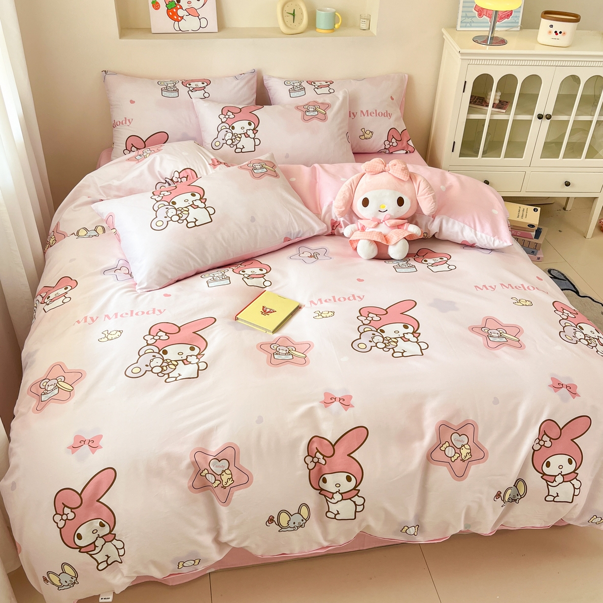 91家纺网 家纺一手货源 找家纺 孩子王家纺 2026新款卡通A类全棉纯棉正版授权小版三丽鸥系列四件套（含防伪码） 纯真美乐蒂