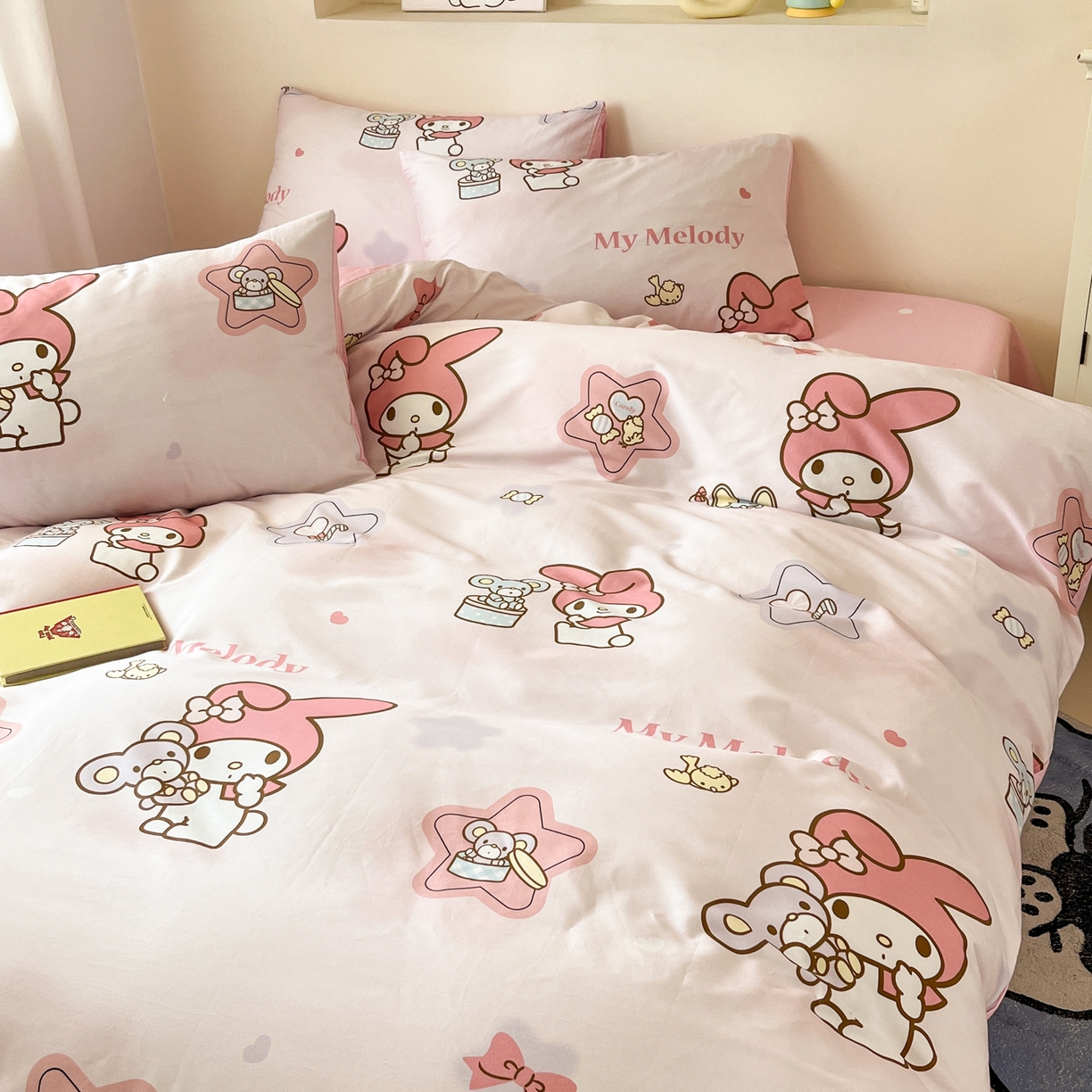 91家纺网 家纺一手货源 找家纺 孩子王家纺 2026新款卡通A类全棉纯棉正版授权小版三丽鸥系列四件套（含防伪码） 纯真美乐蒂