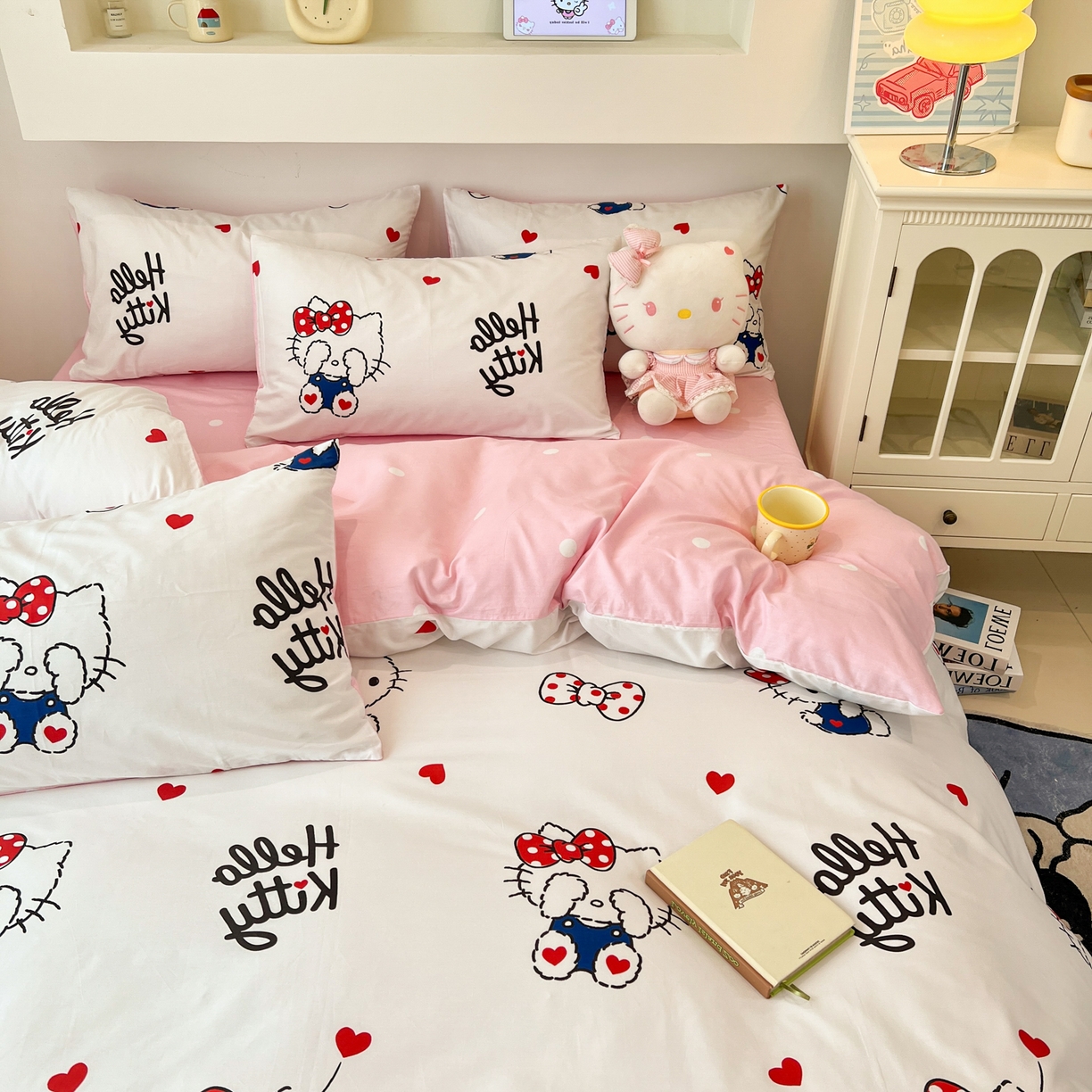 91家纺网 家纺一手货源 找家纺 孩子王家纺 2026新款卡通A类全棉纯棉正版授权小版三丽鸥系列四件套（含防伪码） 奶猫kt