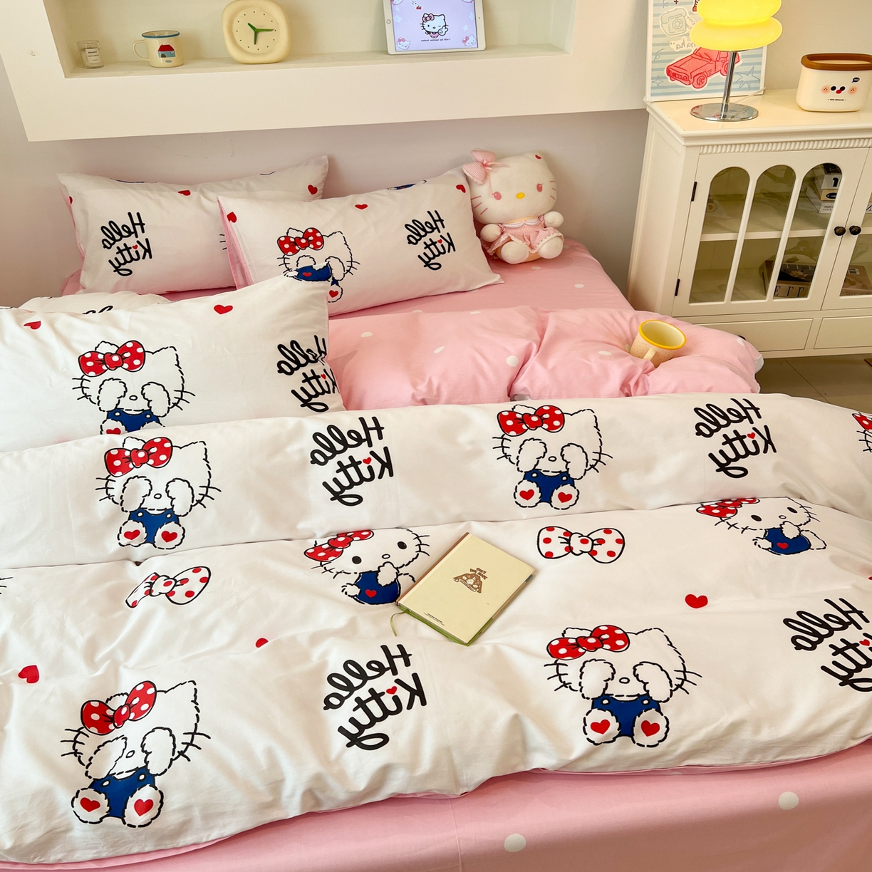 91家纺网 家纺一手货源 找家纺 孩子王家纺 2026新款卡通A类全棉纯棉正版授权小版三丽鸥系列四件套（含防伪码） 奶猫kt