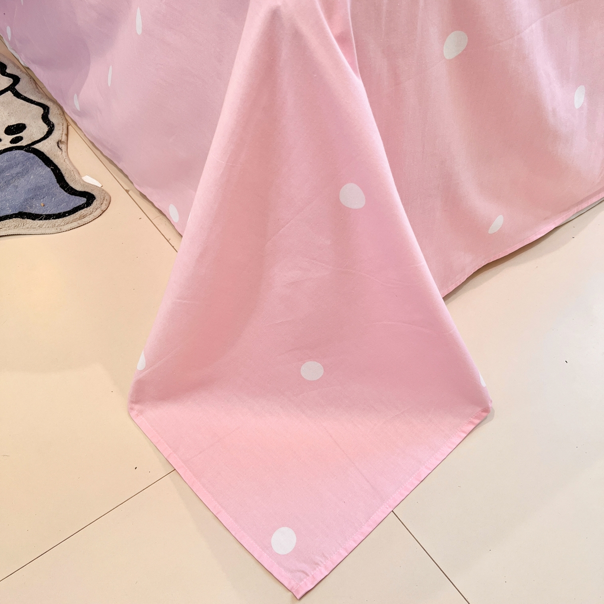 91家纺网 家纺一手货源 找家纺 孩子王家纺 2026新款卡通A类全棉纯棉正版授权小版三丽鸥系列四件套（含防伪码） 俏皮美乐蒂