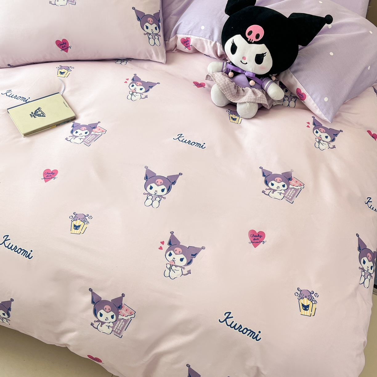 91家纺网 家纺一手货源 找家纺 孩子王家纺 2026新款卡通A类全棉纯棉正版授权小版三丽鸥系列四件套（含防伪码） 梦幻库洛米