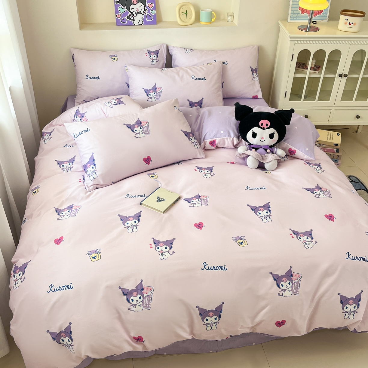 91家纺网 家纺一手货源 找家纺 孩子王家纺 2026新款卡通A类全棉纯棉正版授权小版三丽鸥系列四件套（含防伪码） 梦幻库洛米