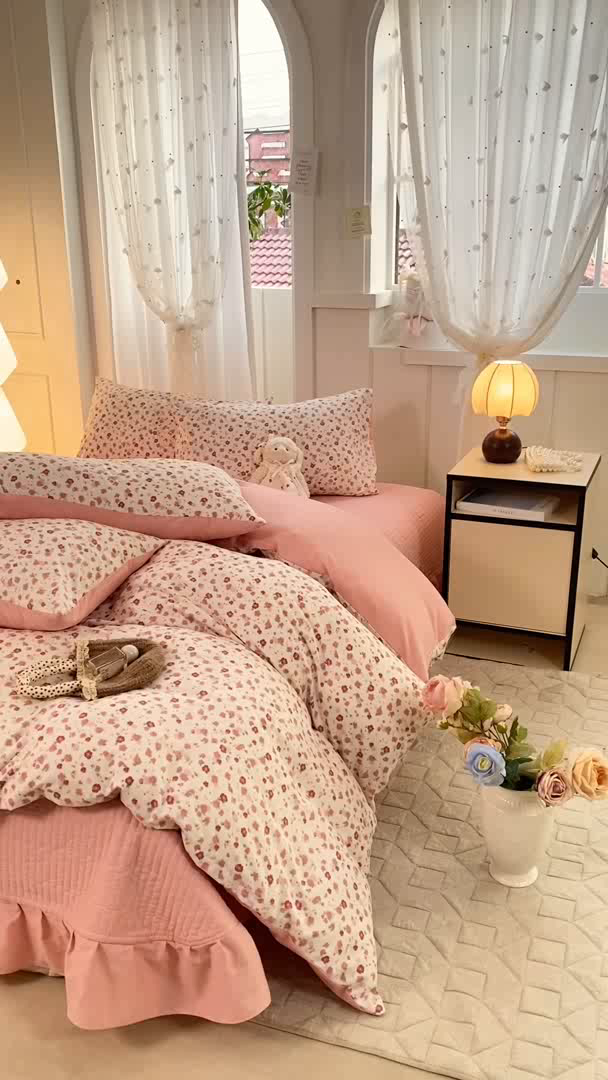 91家纺网 家纺一手货源 找家纺 仟网汇 2026新款针织棉双层纱床盖四件套夏被四件套 春日小花