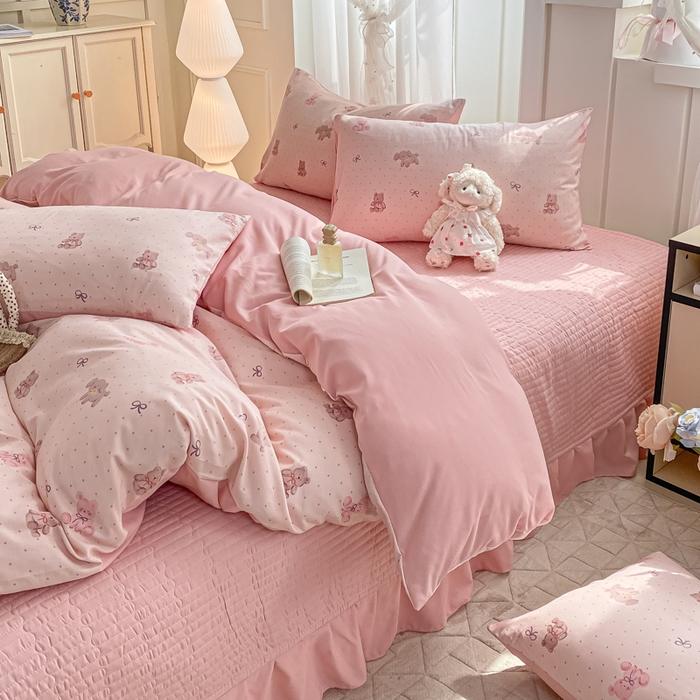 91家纺网 家纺一手货源 找家纺 仟网汇 2026新款针织棉双层纱床盖四件套夏被四件套 萌萌熊