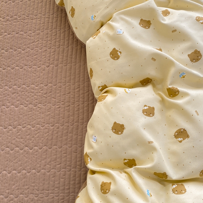 91家纺网 家纺一手货源 找家纺 仟网汇 2026新款针织棉双层纱床盖四件套夏被四件套 曲奇饼干