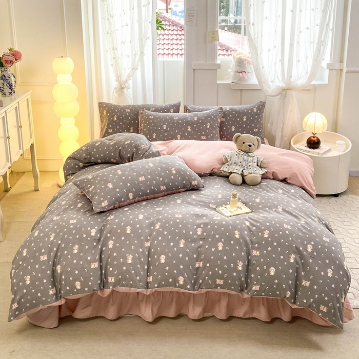 91家纺网 家纺一手货源 找家纺 仟网汇 2026新款针织棉双层纱床盖四件套夏被四件套 熊趣