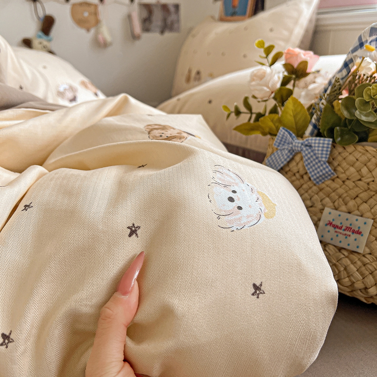 91家纺网 家纺一手货源 找家纺 金梦拉家纺 2026春夏新款高克重提花色织印花小布袋四件套 宠物狗