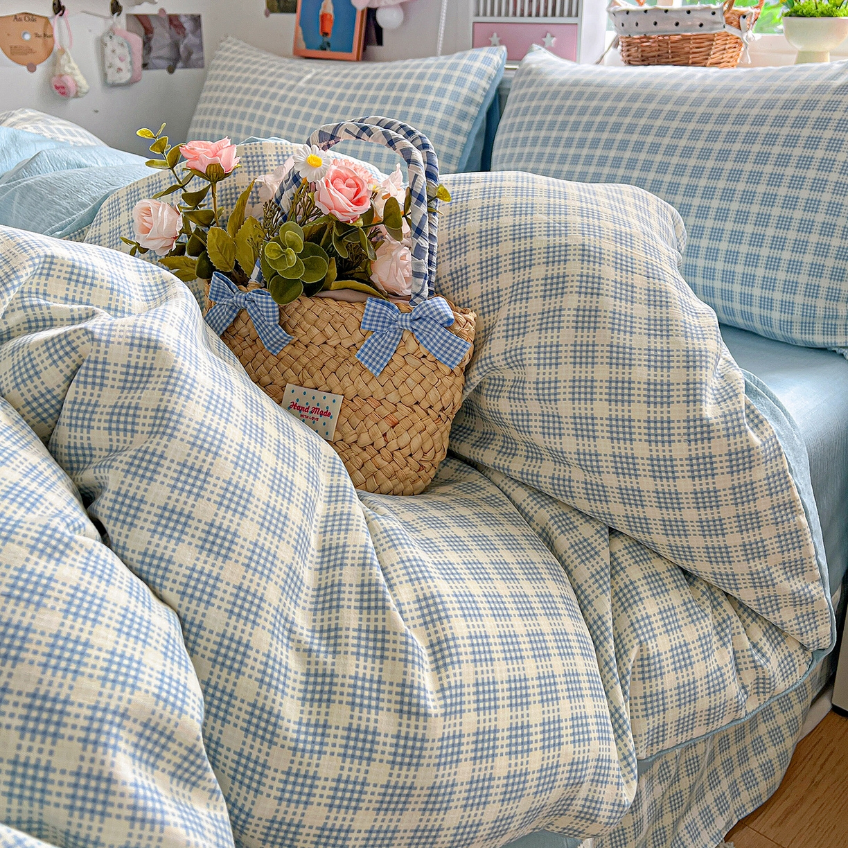 91家纺网 家纺一手货源 找家纺 金梦拉家纺 2026春夏新款高克重提花色织印花小布袋四件套 海盐蓝格