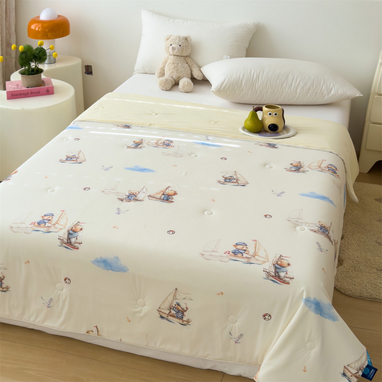 91家纺网 家纺一手货源 找家纺 朵希曼 2026春夏新款卡通锦氨凉感夏被夏凉被空调被 小小航海家