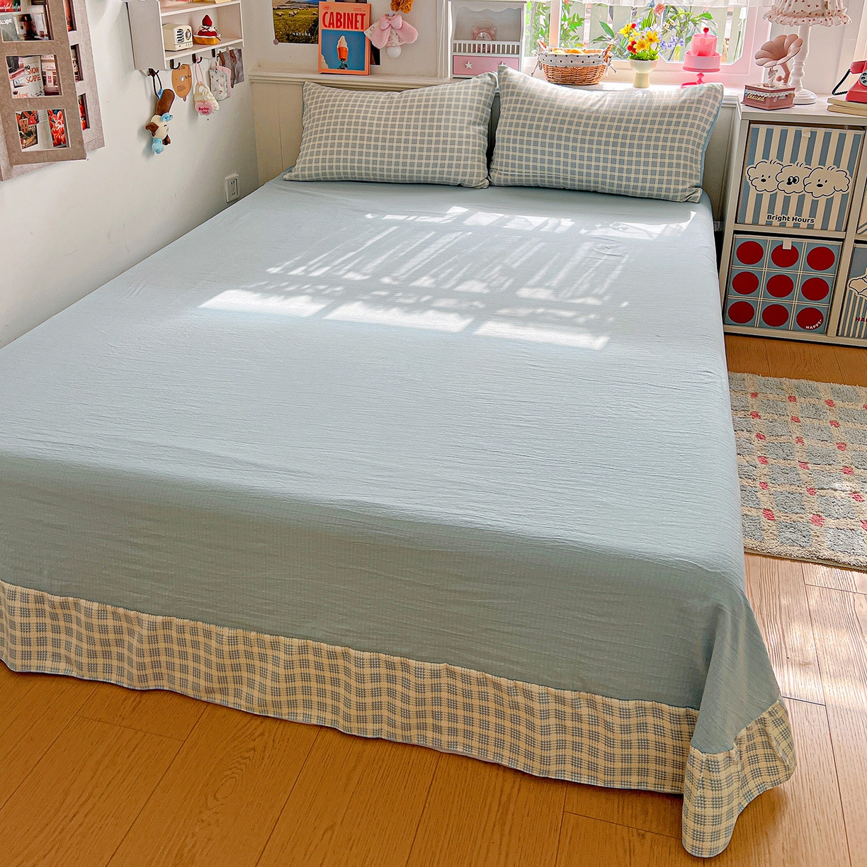 91家纺网 家纺一手货源 找家纺 金梦拉家纺 2026春夏新款高克重提花色织印花小布袋四件套 海盐蓝格