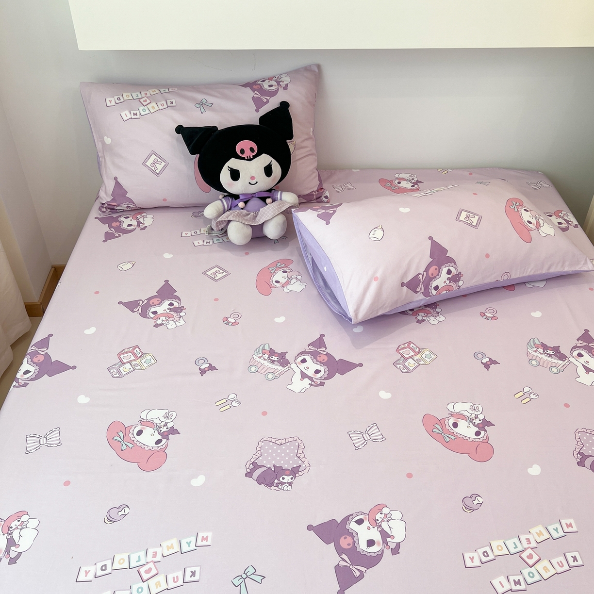 91家纺网 家纺一手货源 找家纺 孩子王家纺 2026新款卡通全棉纯棉正版授权小版三丽鸥系列单床笠床笠单件单品床笠（含防伪码） 甜库伙伴