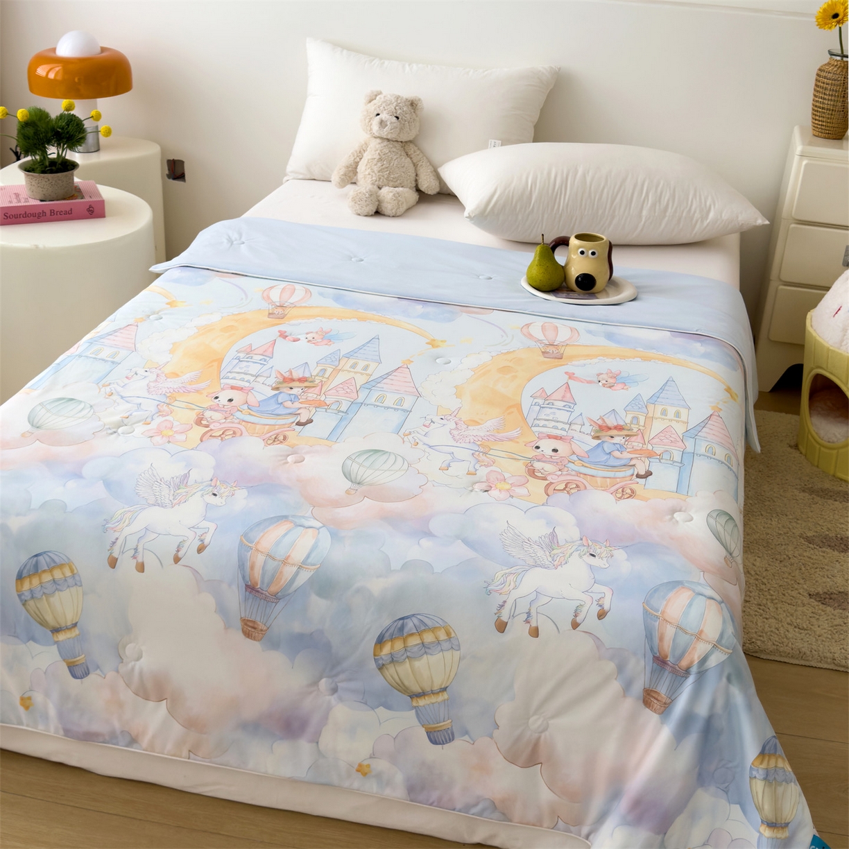 91家纺网 家纺一手货源 找家纺 朵希曼 2026春夏新款卡通锦氨凉感夏被夏凉被空调被 天马星空