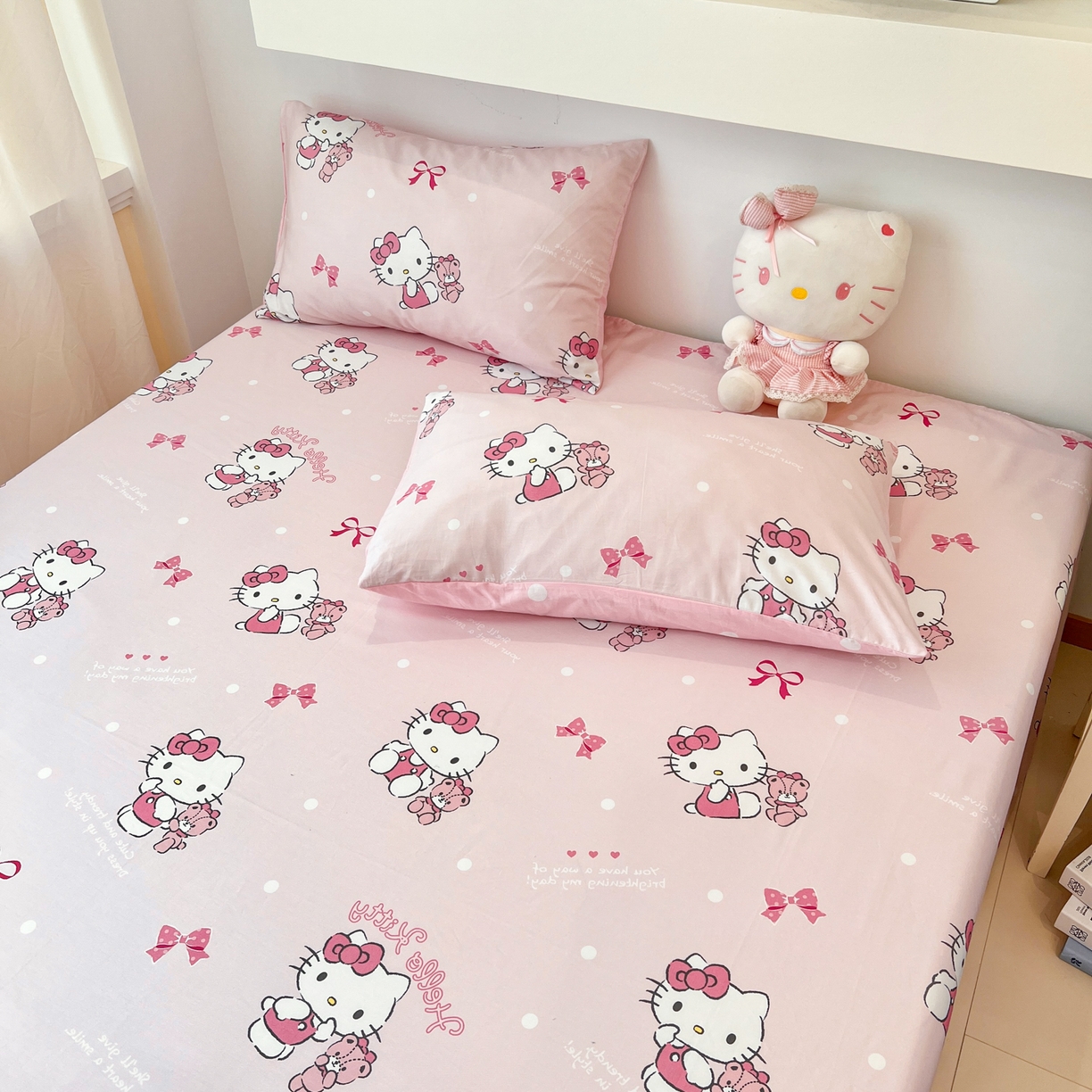 91家纺网 家纺一手货源 找家纺 孩子王家纺 2026新款卡通全棉纯棉正版授权小版三丽鸥系列单床笠床笠单件单品床笠（含防伪码） 甜甜kt