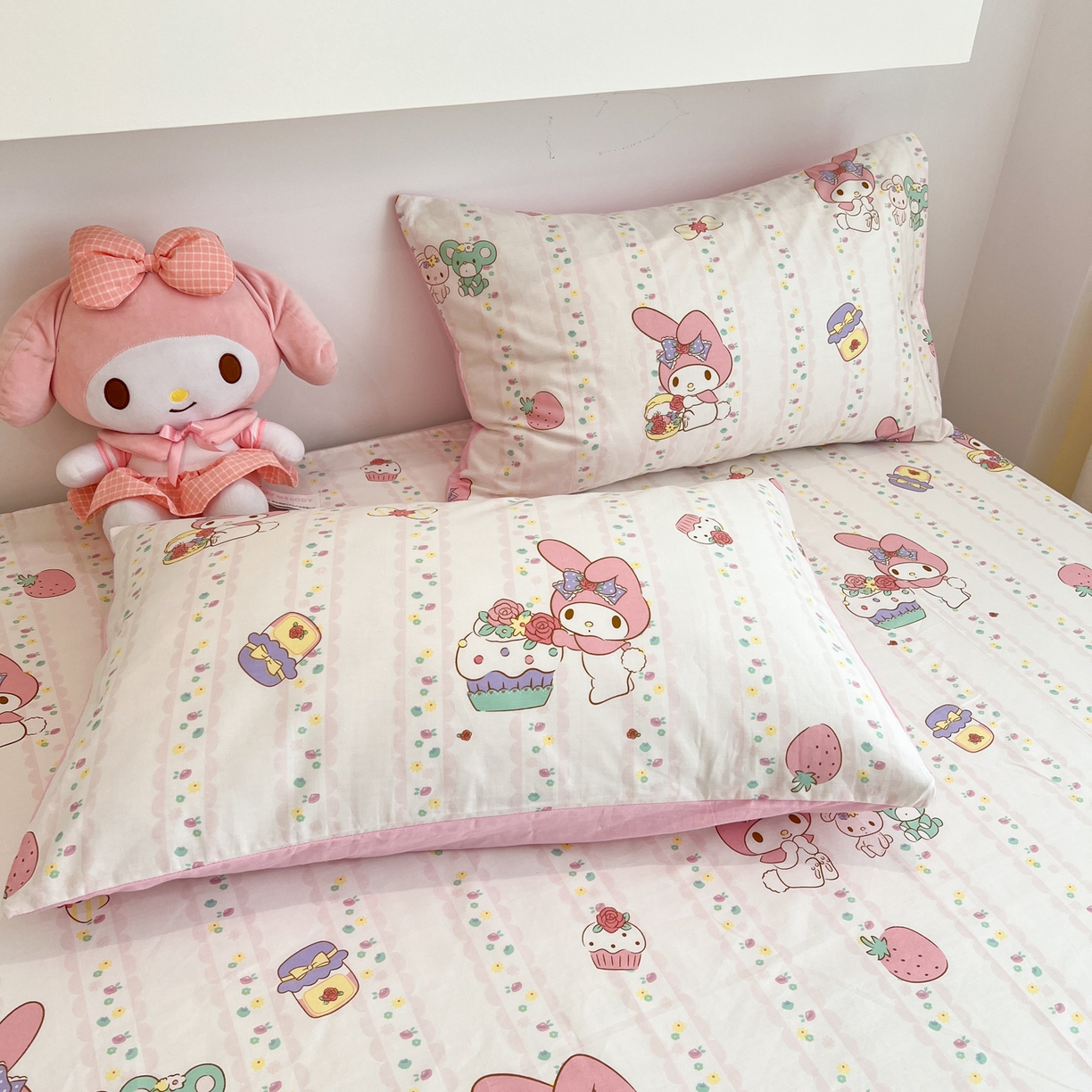 91家纺网 家纺一手货源 找家纺 孩子王家纺 2026新款卡通全棉纯棉正版授权小版三丽鸥系列单床笠床笠单件单品床笠（含防伪码） 俏皮美乐蒂