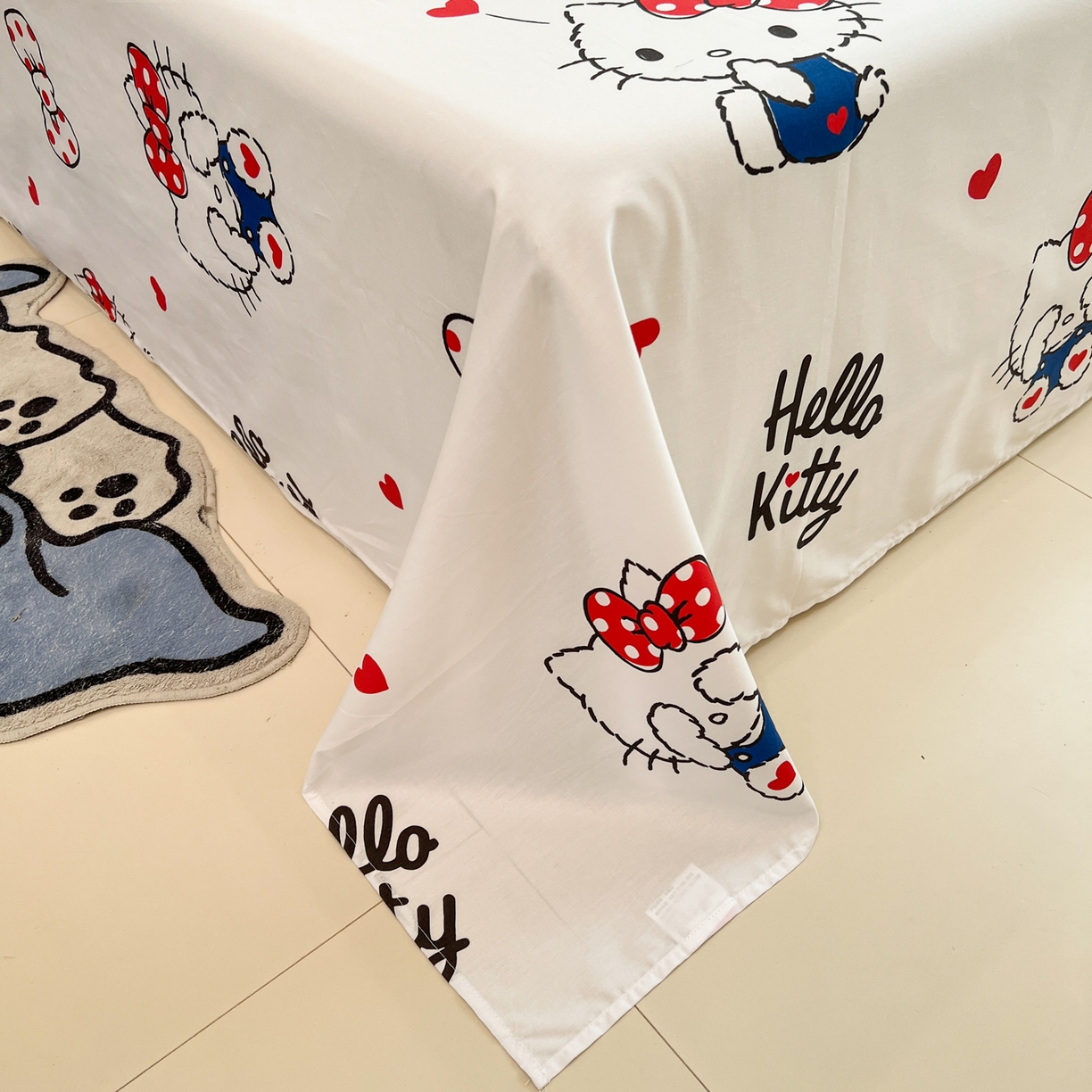 91家纺网 家纺一手货源 找家纺 孩子王家纺 2026新款卡通全棉纯棉正版授权小版三丽鸥系列单床笠床笠单件单品床笠（含防伪码） 奶猫kt