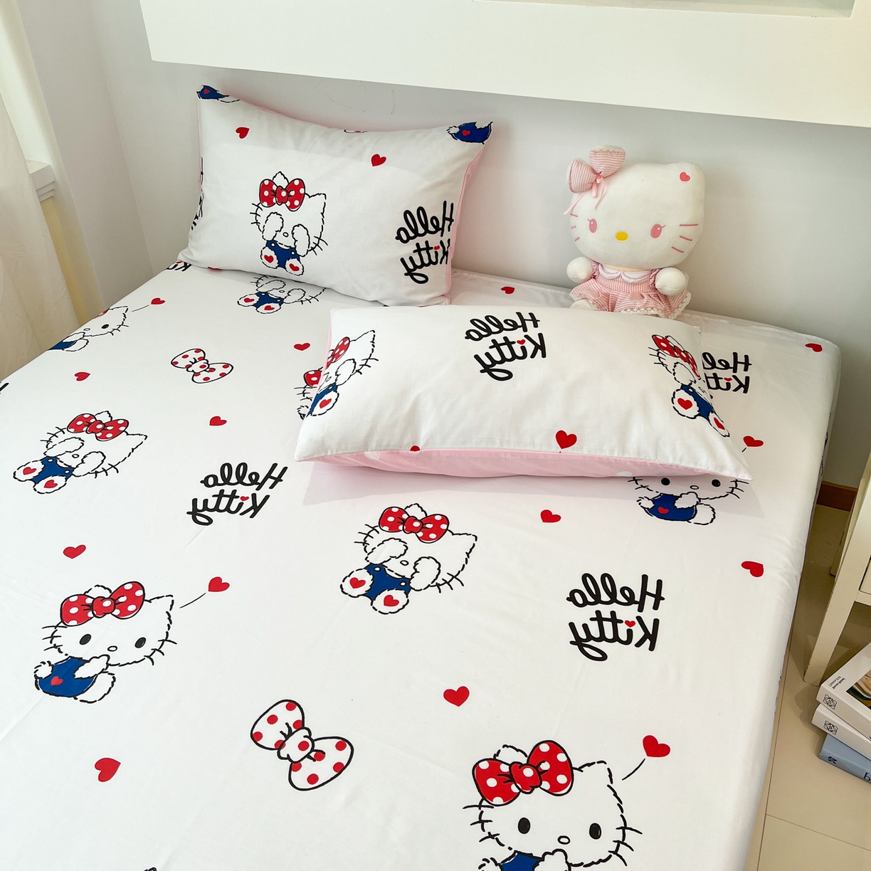 91家纺网 家纺一手货源 找家纺 孩子王家纺 2026新款卡通全棉纯棉正版授权小版三丽鸥系列单床笠床笠单件单品床笠（含防伪码） 奶猫kt