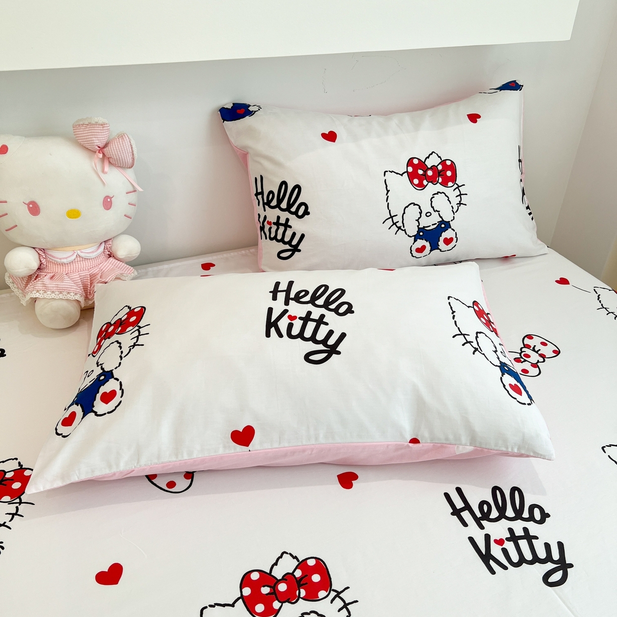 91家纺网 家纺一手货源 找家纺 孩子王家纺 2026新款卡通全棉纯棉正版授权小版三丽鸥系列单床笠床笠单件单品床笠（含防伪码） 奶猫kt