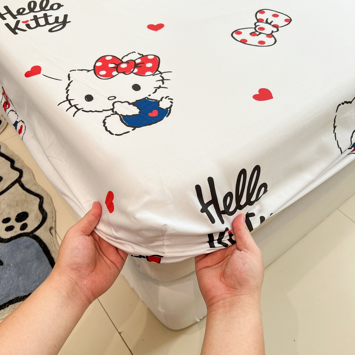 91家纺网 家纺一手货源 找家纺 孩子王家纺 2026新款卡通全棉纯棉正版授权小版三丽鸥系列单床笠床笠单件单品床笠（含防伪码） 奶猫kt