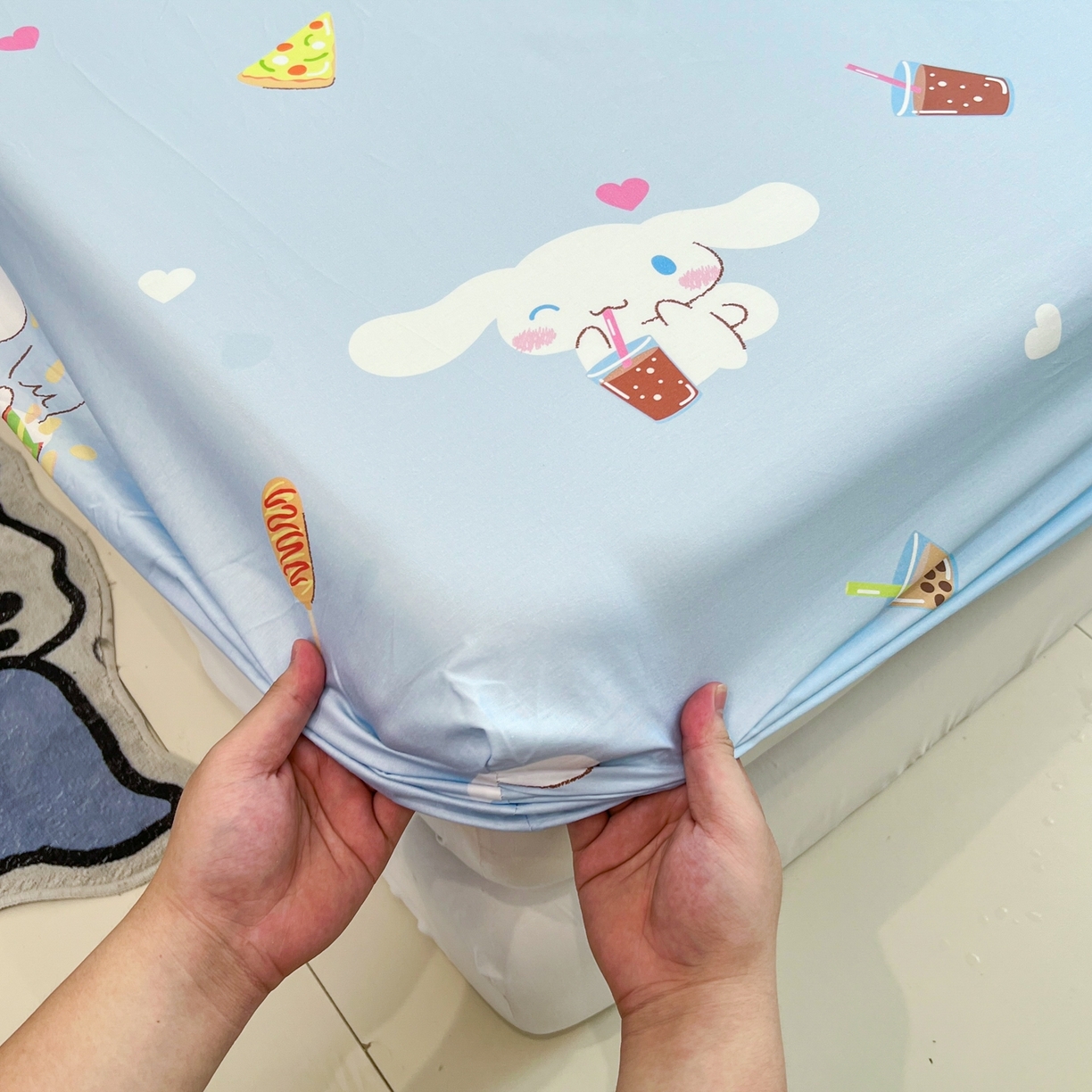 91家纺网 家纺一手货源 找家纺 孩子王家纺 2026新款卡通全棉纯棉正版授权小版三丽鸥系列单床笠床笠单件单品床笠（含防伪码） 汉堡大耳狗