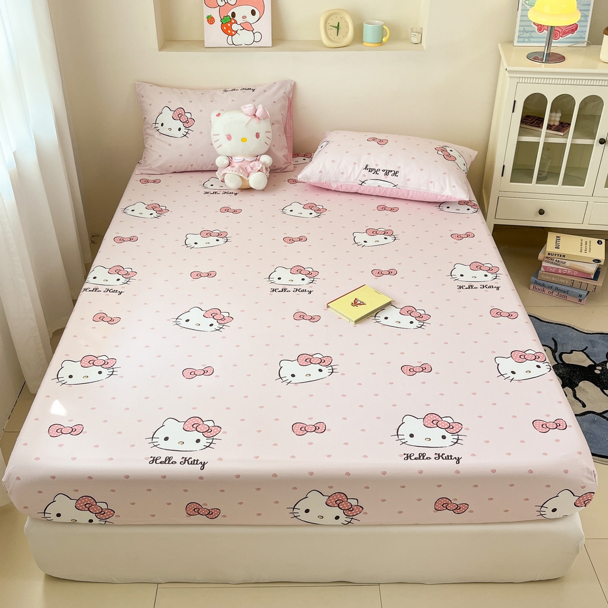 91家纺网 家纺一手货源 找家纺 孩子王家纺 2026新款卡通全棉纯棉正版授权小版三丽鸥系列单床笠床笠单件单品床笠（含防伪码） 甜糯凯蒂