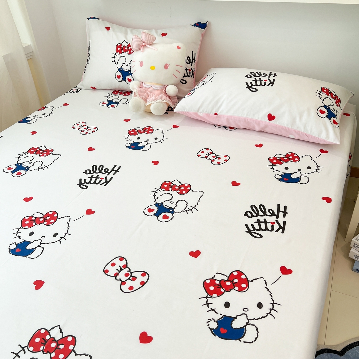 91家纺网 家纺一手货源 找家纺 孩子王家纺 2026新款卡通全棉纯棉正版授权小版三丽鸥系列单床笠床笠单件单品床笠（含防伪码） 奶猫kt
