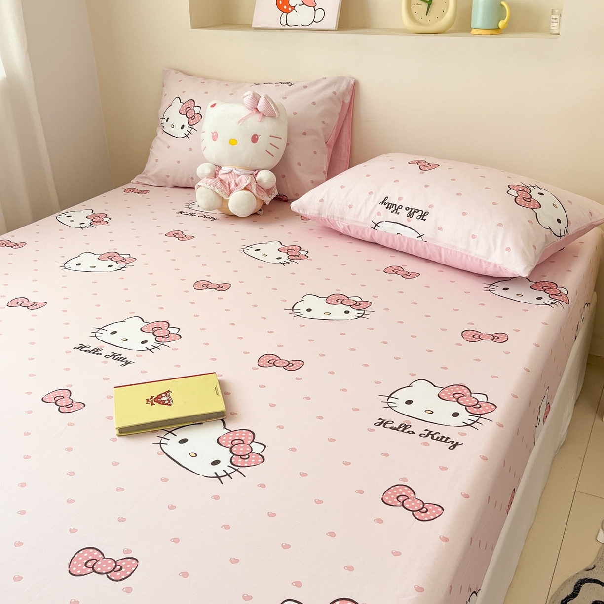 91家纺网 家纺一手货源 找家纺 孩子王家纺 2026新款卡通全棉纯棉正版授权小版三丽鸥系列单床笠床笠单件单品床笠（含防伪码） 甜糯凯蒂