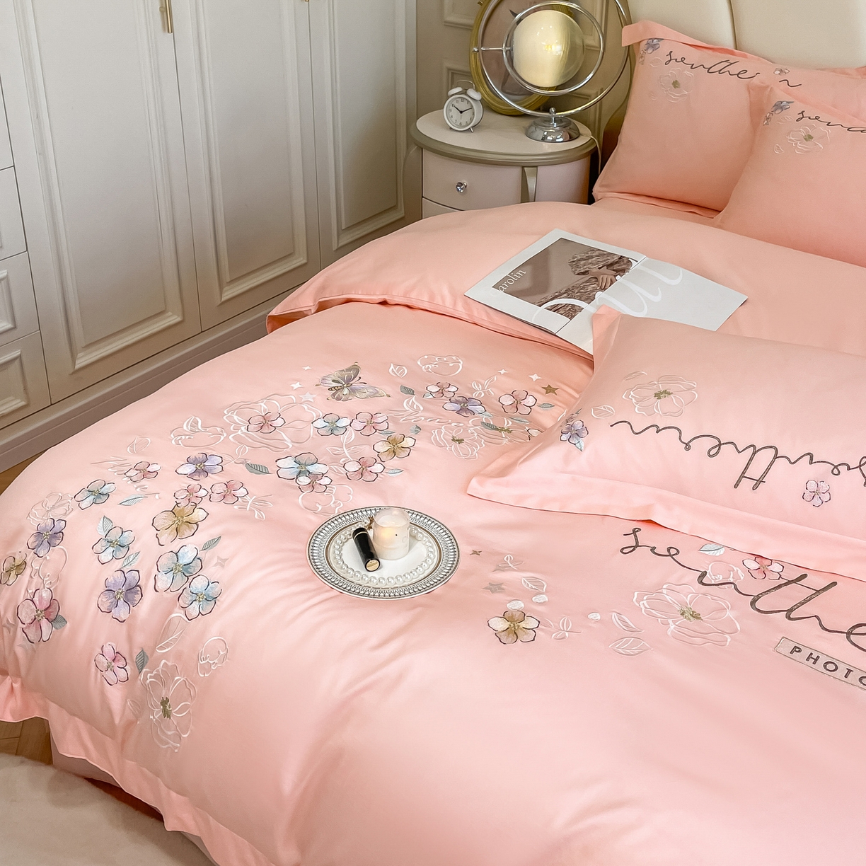 91家纺网 家纺一手货源 找家纺 博纳家纺 2026春夏新款13372全棉纯棉绣花四件套-奈雪 奈雪-粉玉