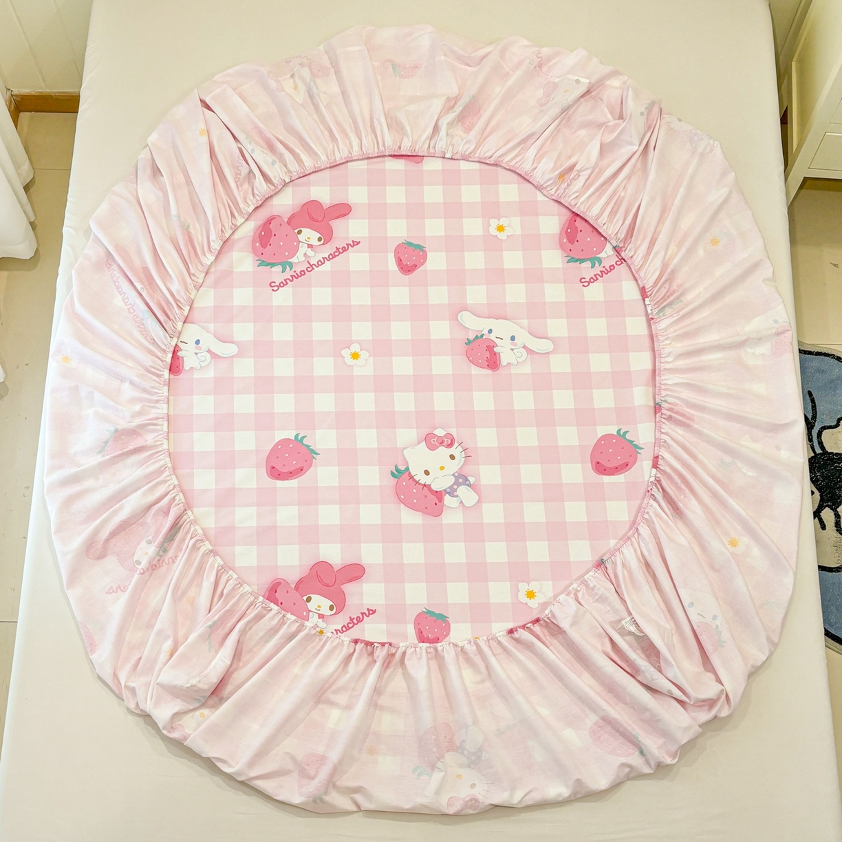 91家纺网 家纺一手货源 找家纺 孩子王家纺 2026新款卡通全棉纯棉正版授权小版三丽鸥系列单床笠床笠单件单品床笠（含防伪码） 奶芙美乐蒂