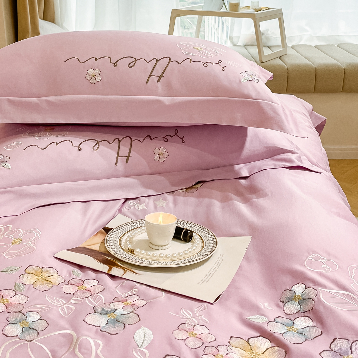 91家纺网 家纺一手货源 找家纺 博纳家纺 2026春夏新款13372全棉纯棉绣花四件套-奈雪 奈雪-香芋紫