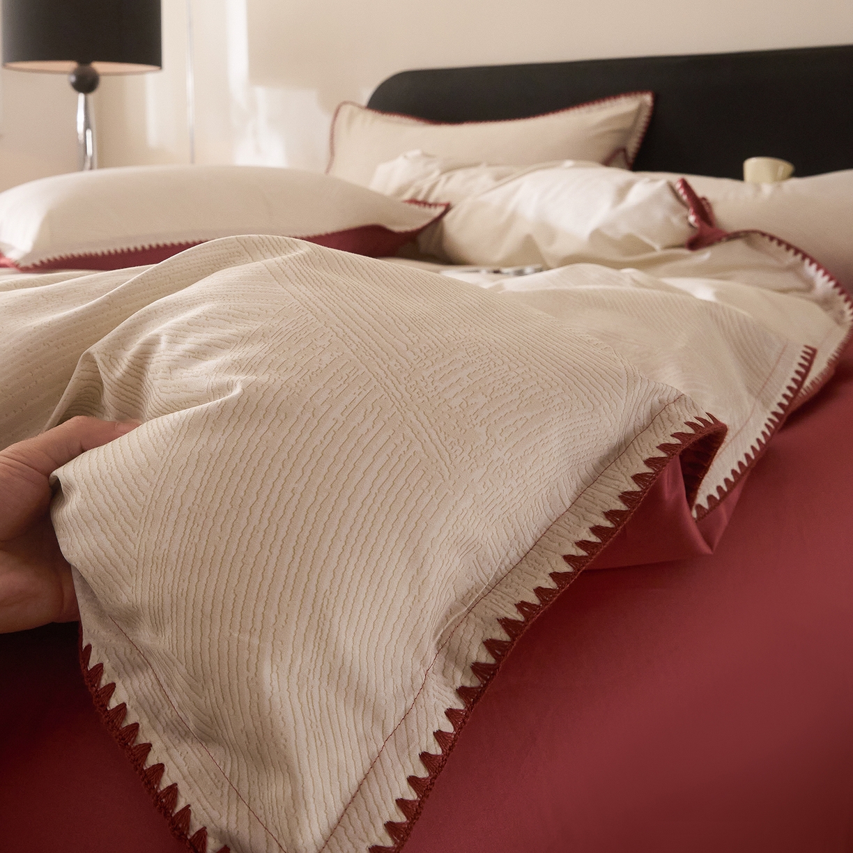 91家纺网 家纺一手货源 找家纺 置顶家纺 2026新款数码印花三角针贝壳边四件套-沐橙 沐橙-山红