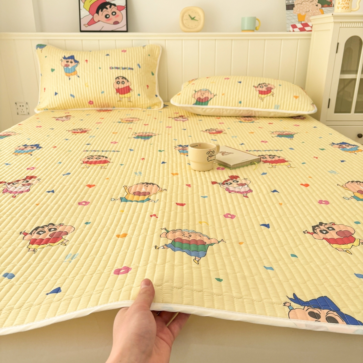 91家纺网 家纺一手货源 找家纺 孩子王家纺 2026新款Sanrio三丽鸥正版授权全棉纯棉夹棉多功能床垫-床盖（含防伪码） 春日部家族