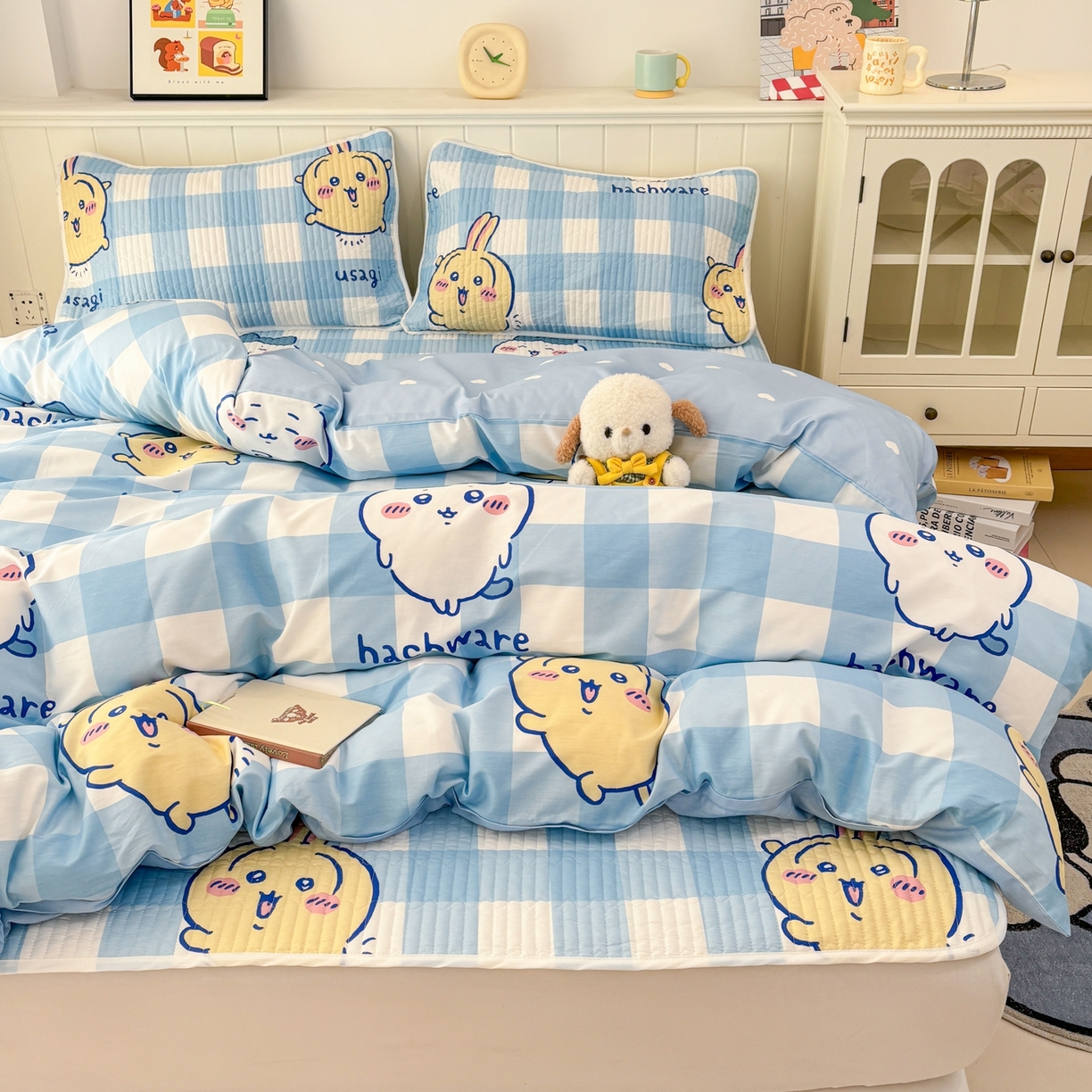 91家纺网 家纺一手货源 找家纺 孩子王家纺 2026新款Sanrio三丽鸥正版授权全棉纯棉夹棉多功能床垫-床盖（含防伪码） 蓝格乌萨奇