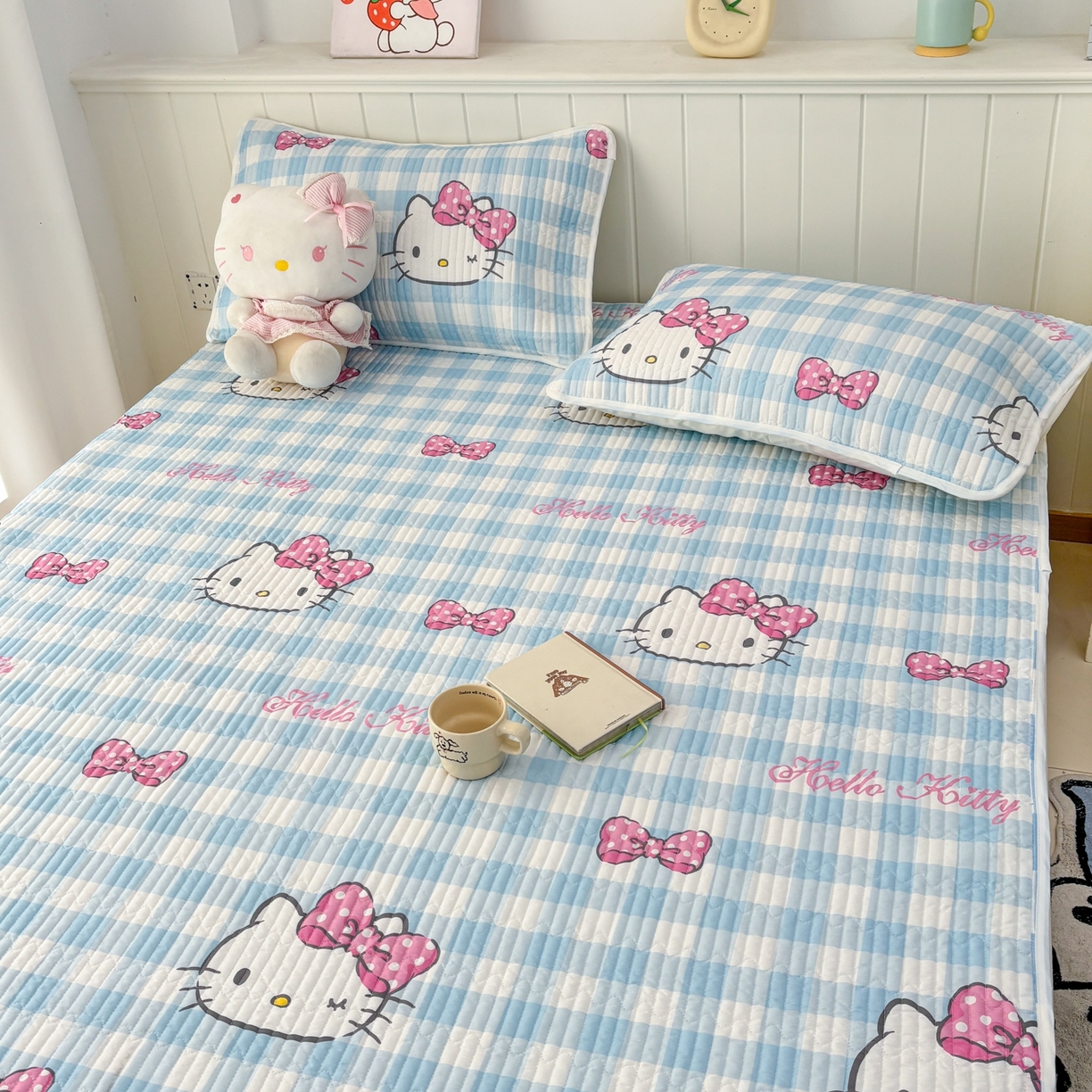 91家纺网 家纺一手货源 找家纺 孩子王家纺 2026新款Sanrio三丽鸥正版授权全棉纯棉夹棉多功能床垫-床盖（含防伪码） 甜美kt