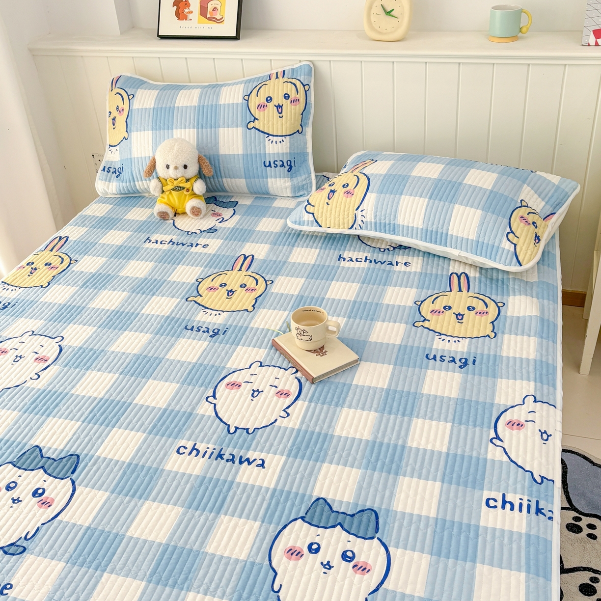 91家纺网 家纺一手货源 找家纺 孩子王家纺 2026新款Sanrio三丽鸥正版授权全棉纯棉夹棉多功能床垫-床盖（含防伪码） 蓝格乌萨奇