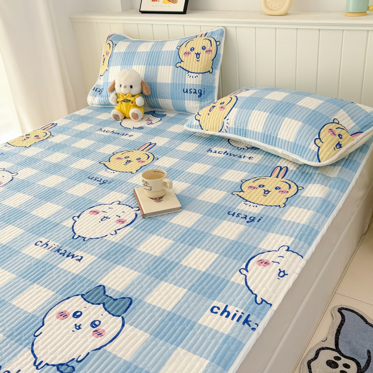 91家纺网 家纺一手货源 找家纺 孩子王家纺 2026新款Sanrio三丽鸥正版授权全棉纯棉夹棉多功能床垫-床盖（含防伪码） 蓝格乌萨奇