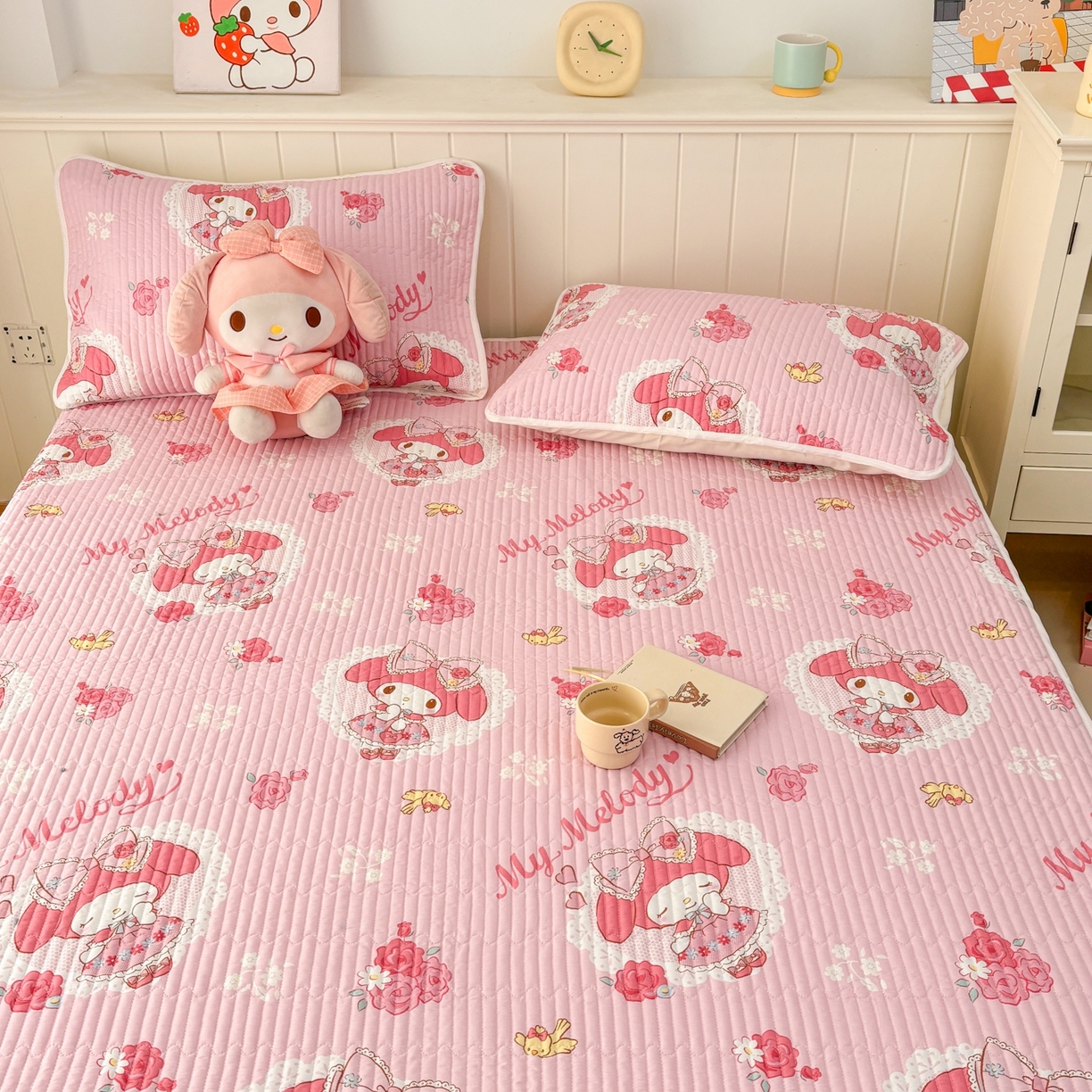 91家纺网 家纺一手货源 找家纺 孩子王家纺 2026新款Sanrio三丽鸥正版授权全棉纯棉夹棉多功能床垫-床盖（含防伪码） 晚安美乐蒂