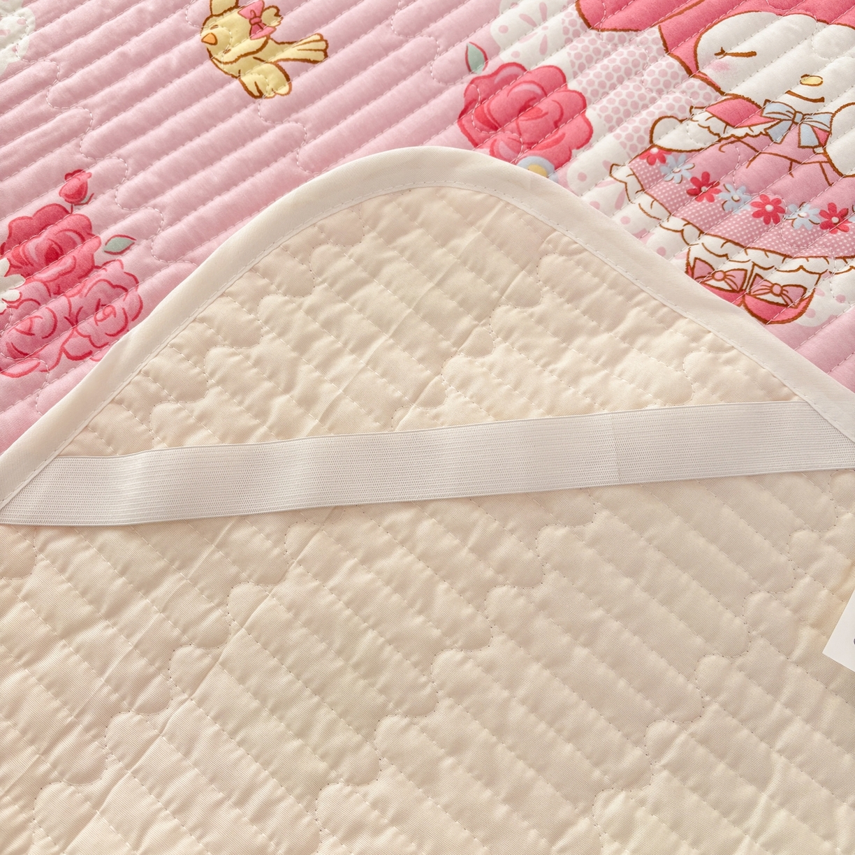 91家纺网 家纺一手货源 找家纺 孩子王家纺 2026新款Sanrio三丽鸥正版授权全棉纯棉夹棉多功能床垫-床盖（含防伪码） 晚安美乐蒂