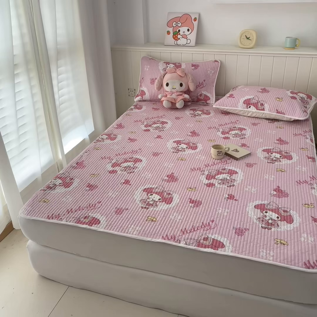 91家纺网 家纺一手货源 找家纺 孩子王家纺 2026新款Sanrio三丽鸥正版授权全棉纯棉夹棉多功能床垫-床盖（含防伪码） 晚安美乐蒂