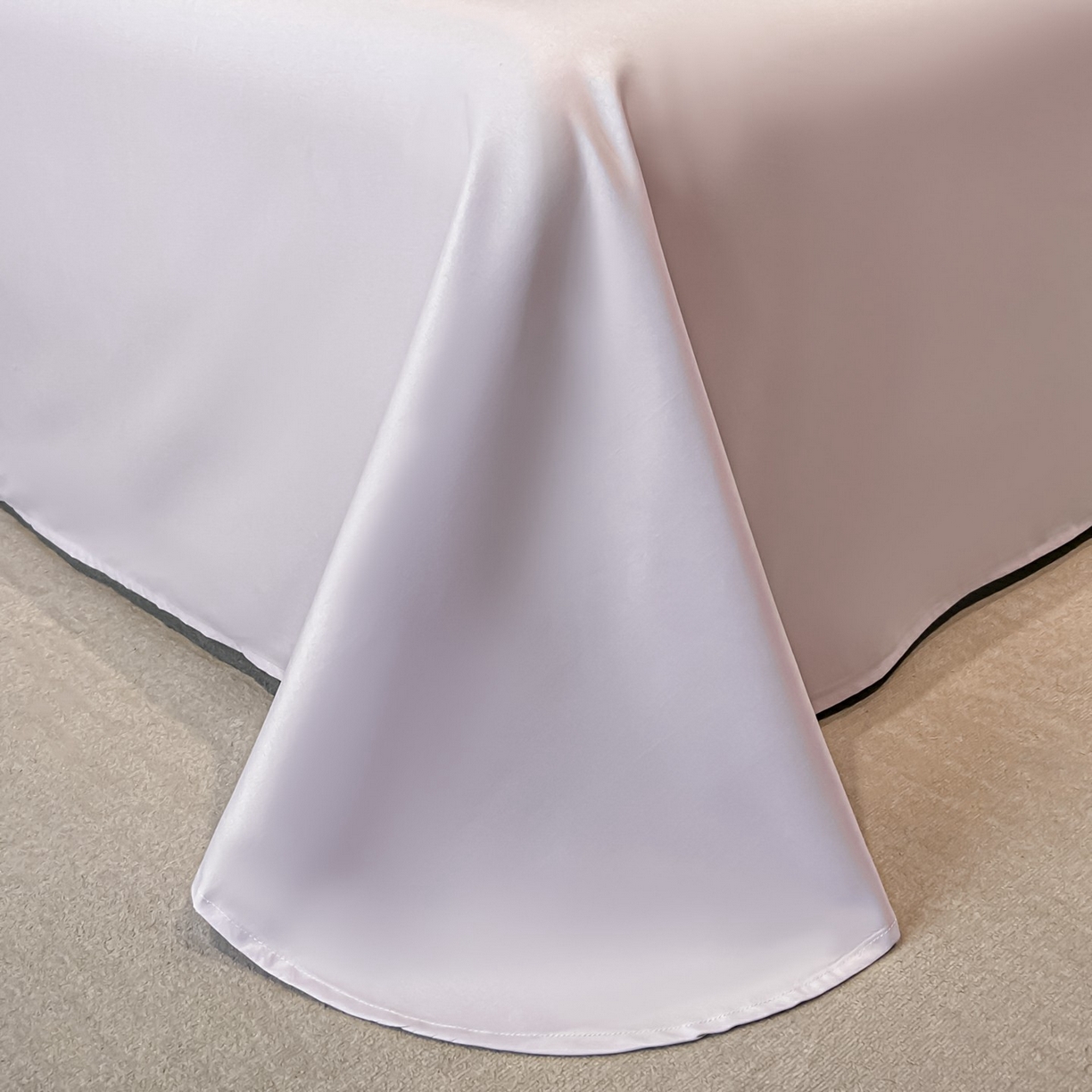 91家纺网 家纺一手货源 找家纺 （总）博纳家纺 2026春夏新款轻奢高端色织定位提花拼角镂空款款四件套-沁园花语