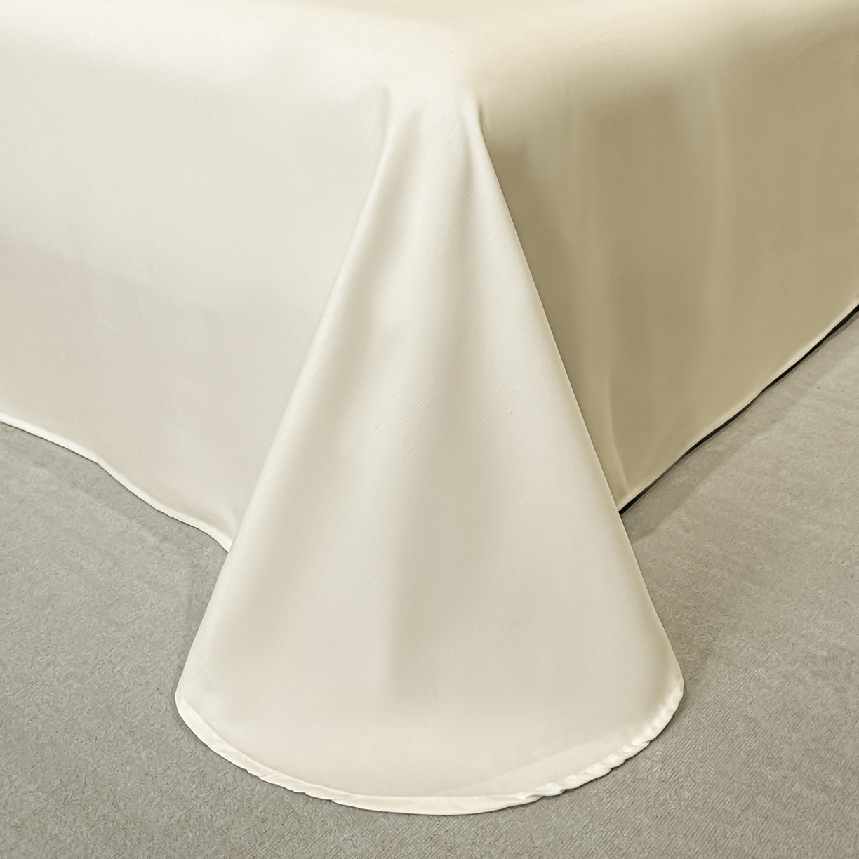 91家纺网 家纺一手货源 找家纺 博纳家纺 2026春夏新款轻奢高端色织定位提花拼角镂空款款四件套-沁园花语 沁园花语-象牙白