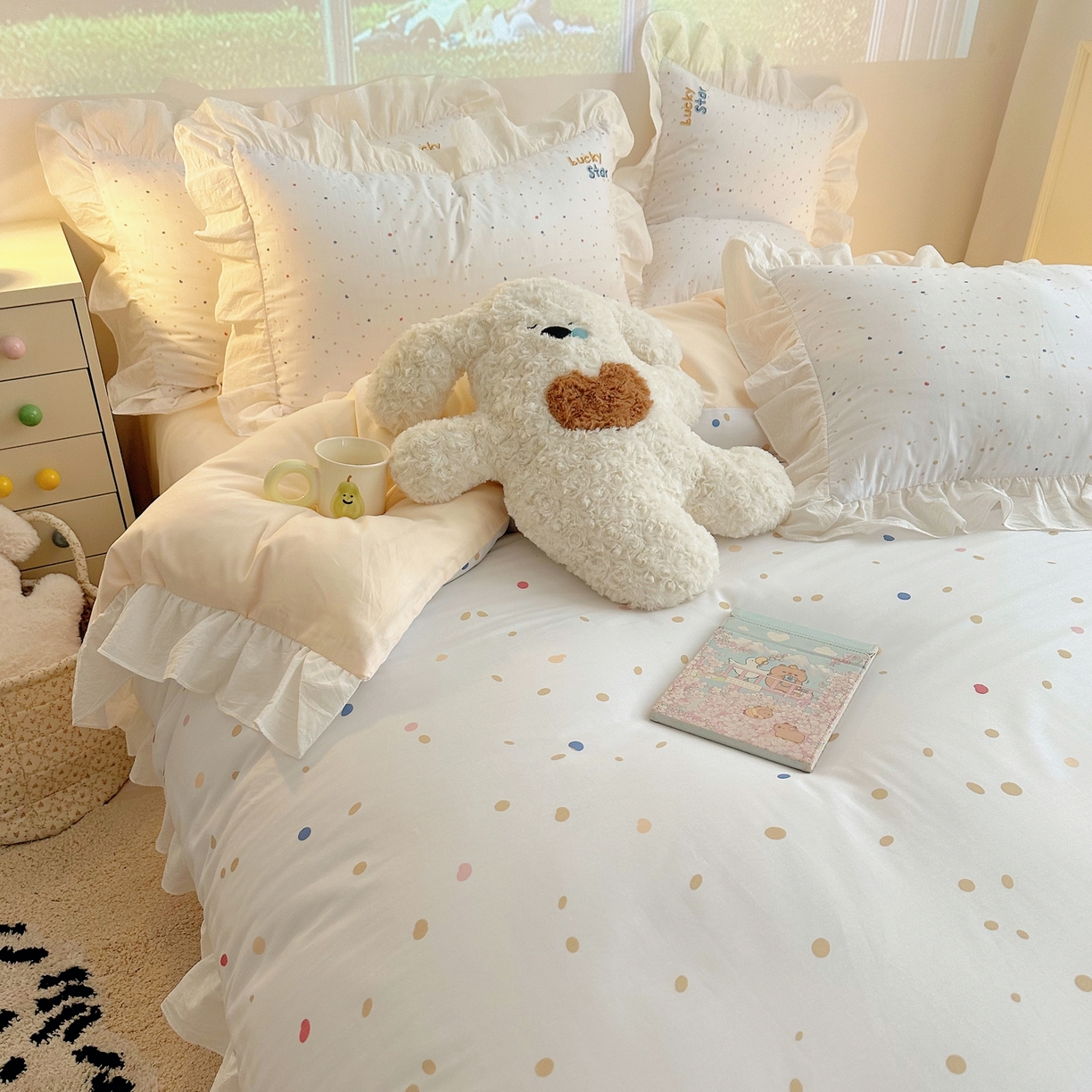 91家纺网 家纺一手货源 找家纺 孩子王家纺 2026新款韩式INS减龄小红书仿绣花花边款全棉纯棉卡通四件套 花边木马庄园