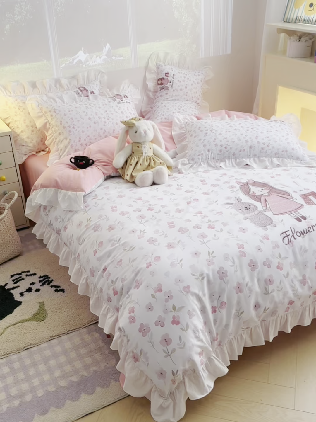 91家纺网 家纺一手货源 找家纺 （总）孩子王家纺 2026新款韩式INS减龄小红书仿绣花花边款全棉纯棉卡通四件套