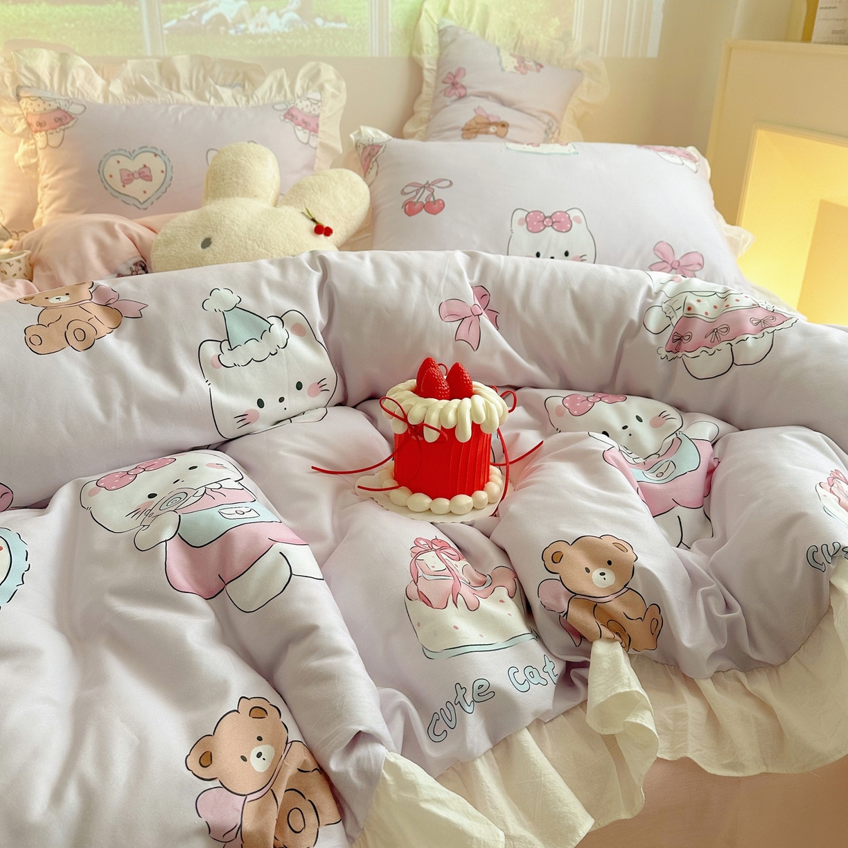 91家纺网 家纺一手货源 找家纺 孩子王家纺 2026新款韩式INS减龄小红书花边款全棉纯棉卡通四件套 花边甜妹小猫屋