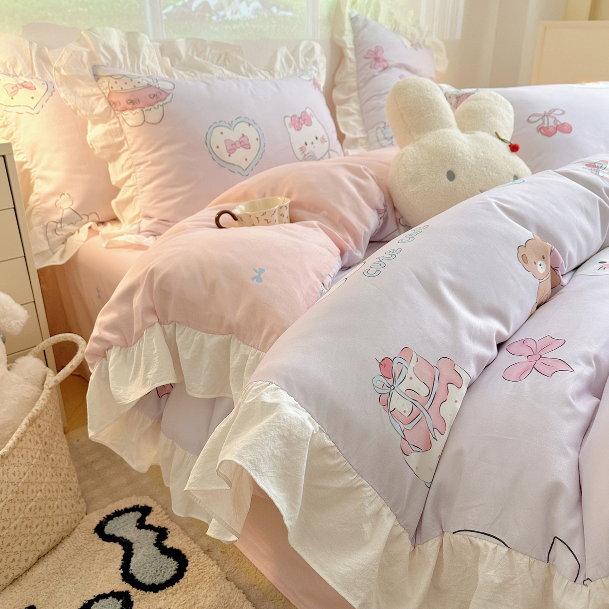 91家纺网 家纺一手货源 找家纺 孩子王家纺 2026新款韩式INS减龄小红书花边款全棉纯棉卡通四件套 花边甜妹小猫屋